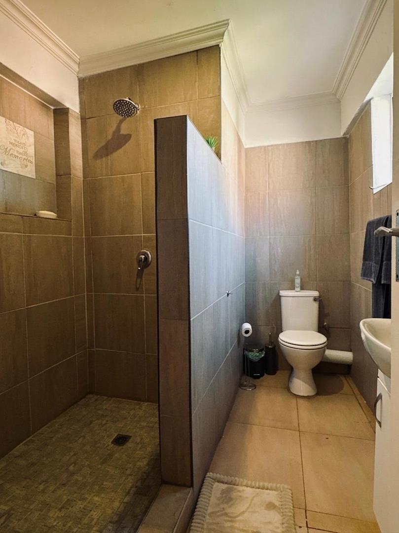 7 Bedroom Property for Sale in Silver Lakes Golf Estate Gauteng