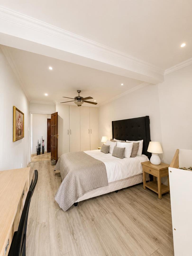 7 Bedroom Property for Sale in Silver Lakes Golf Estate Gauteng