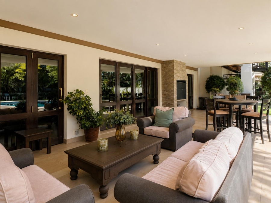 7 Bedroom Property for Sale in Silver Lakes Golf Estate Gauteng