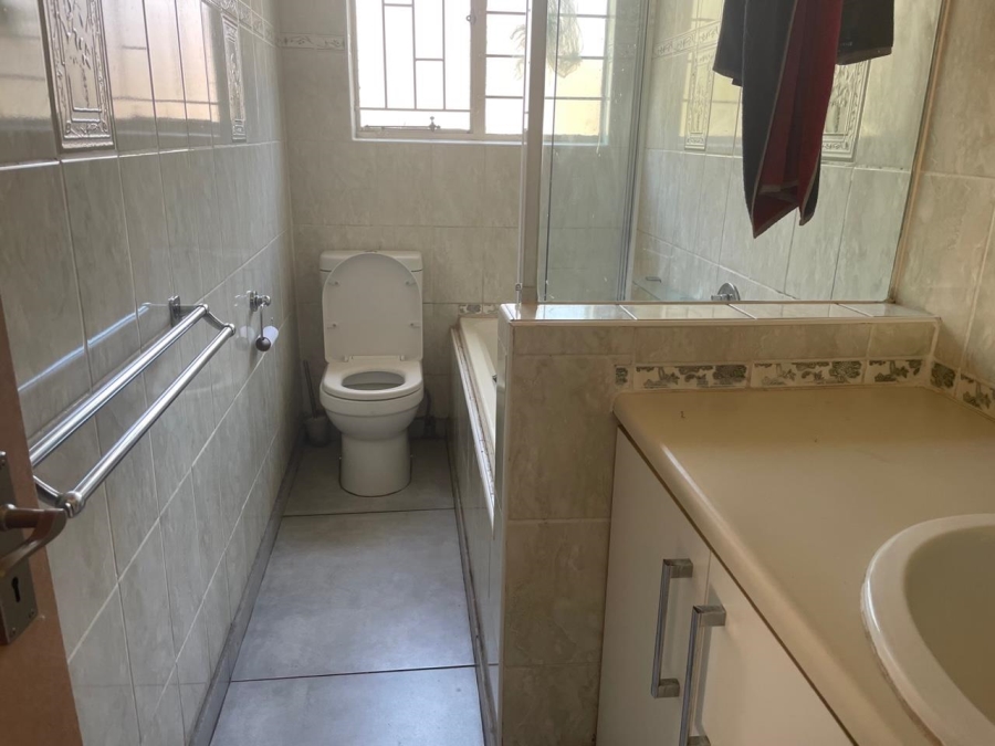 To Let 2 Bedroom Property for Rent in Noordhang Gauteng