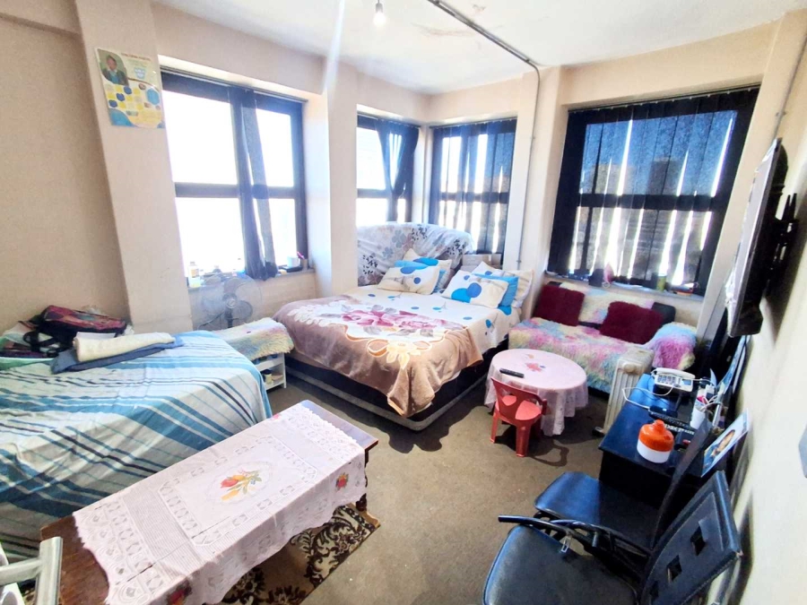 1 Bedroom Property for Sale in Johannesburg Central Gauteng
