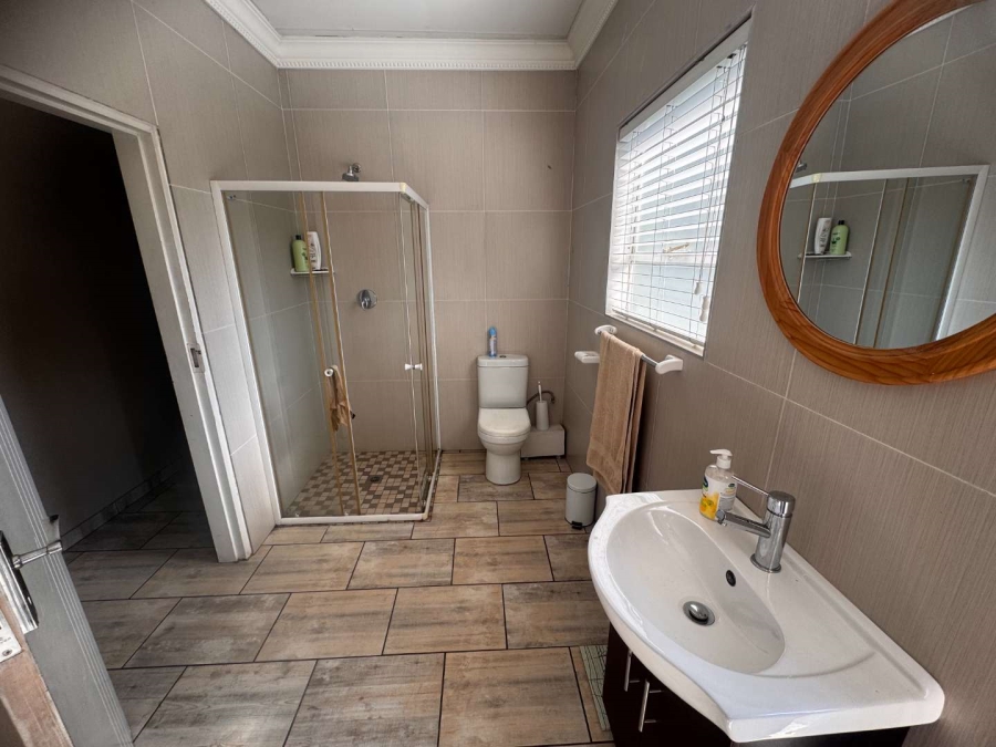4 Bedroom Property for Sale in Verwoerdpark Gauteng