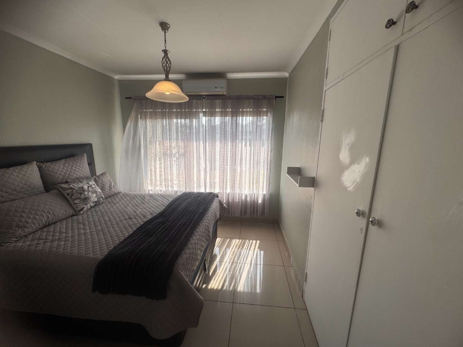 4 Bedroom Property for Sale in Verwoerdpark Gauteng