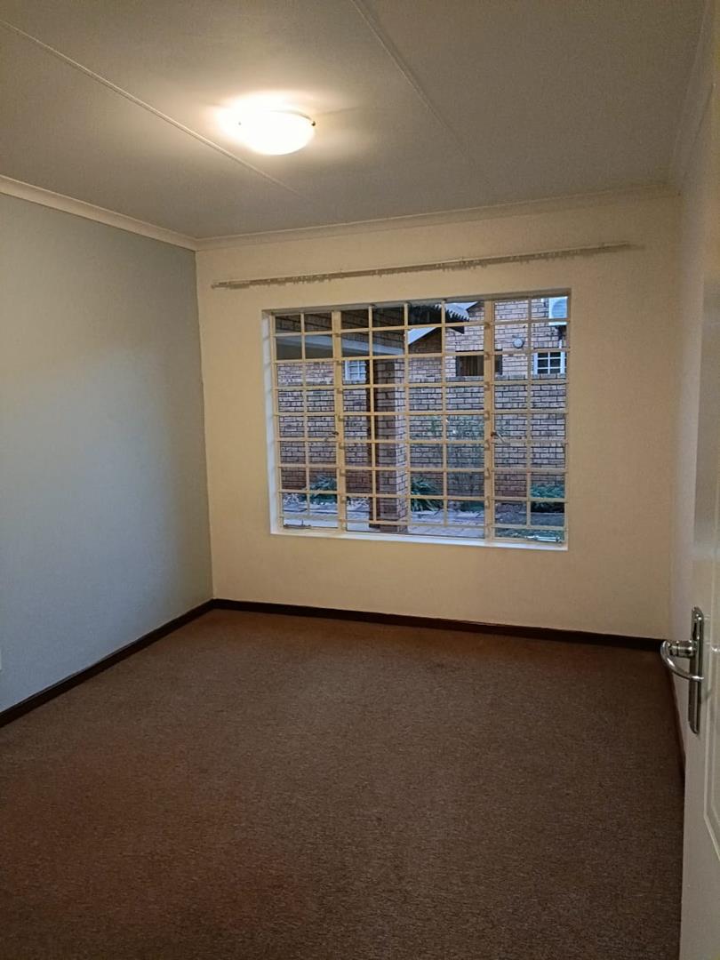 To Let 3 Bedroom Property for Rent in Montana Gauteng