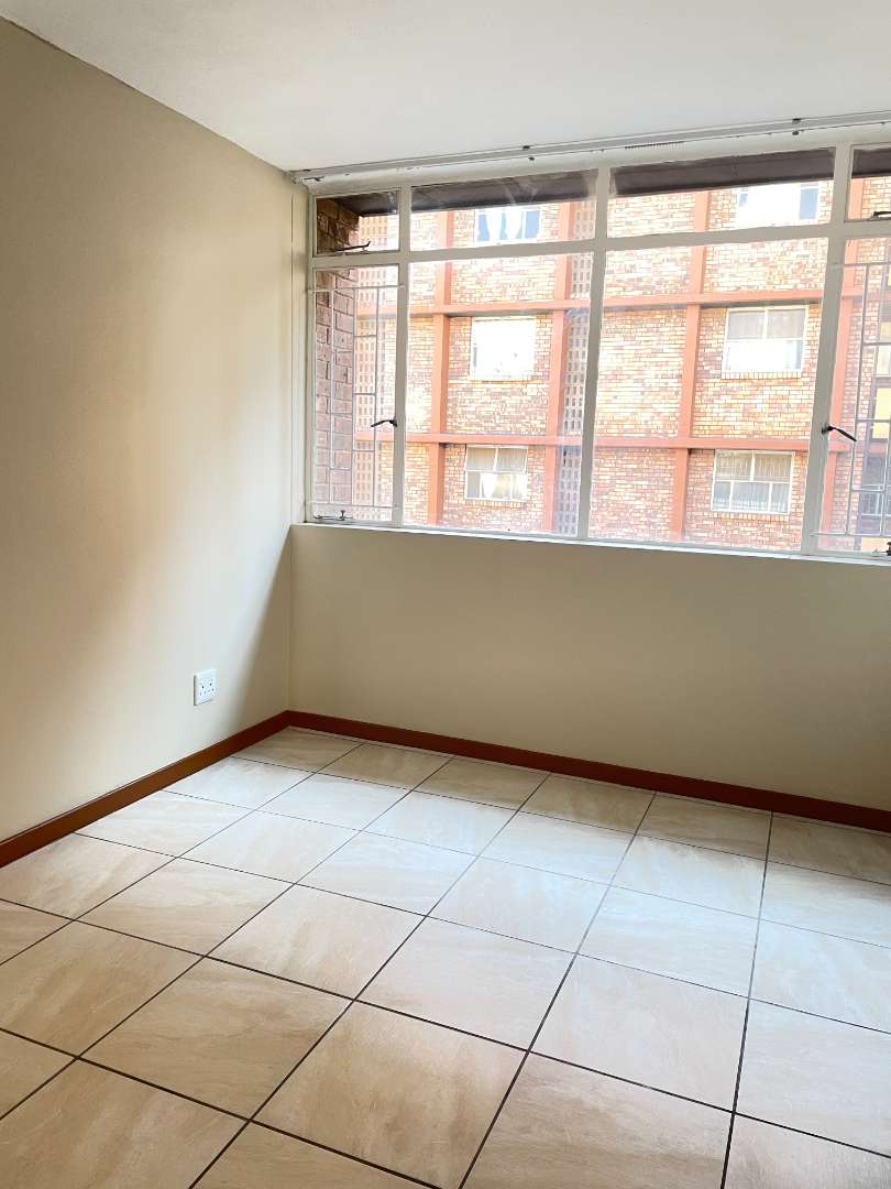 To Let 2 Bedroom Property for Rent in Sunnyside Gauteng