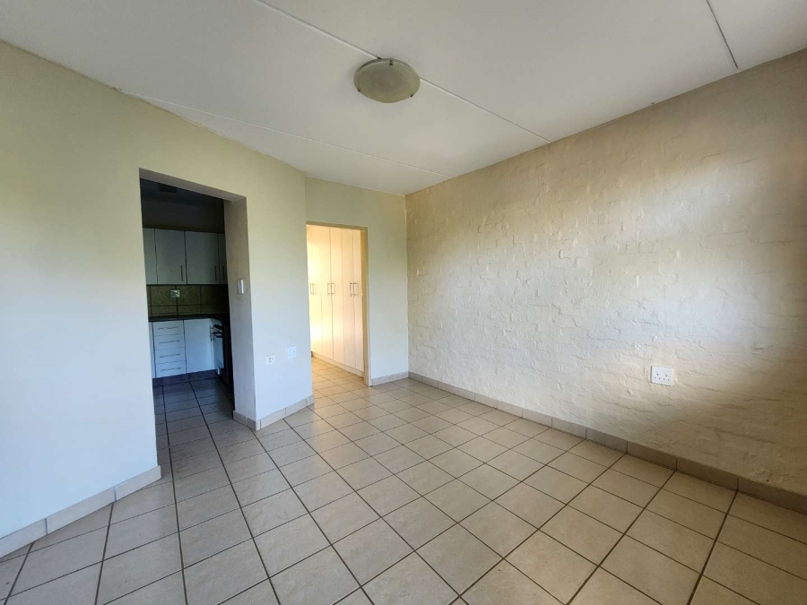 To Let 3 Bedroom Property for Rent in Die Hoewes Gauteng