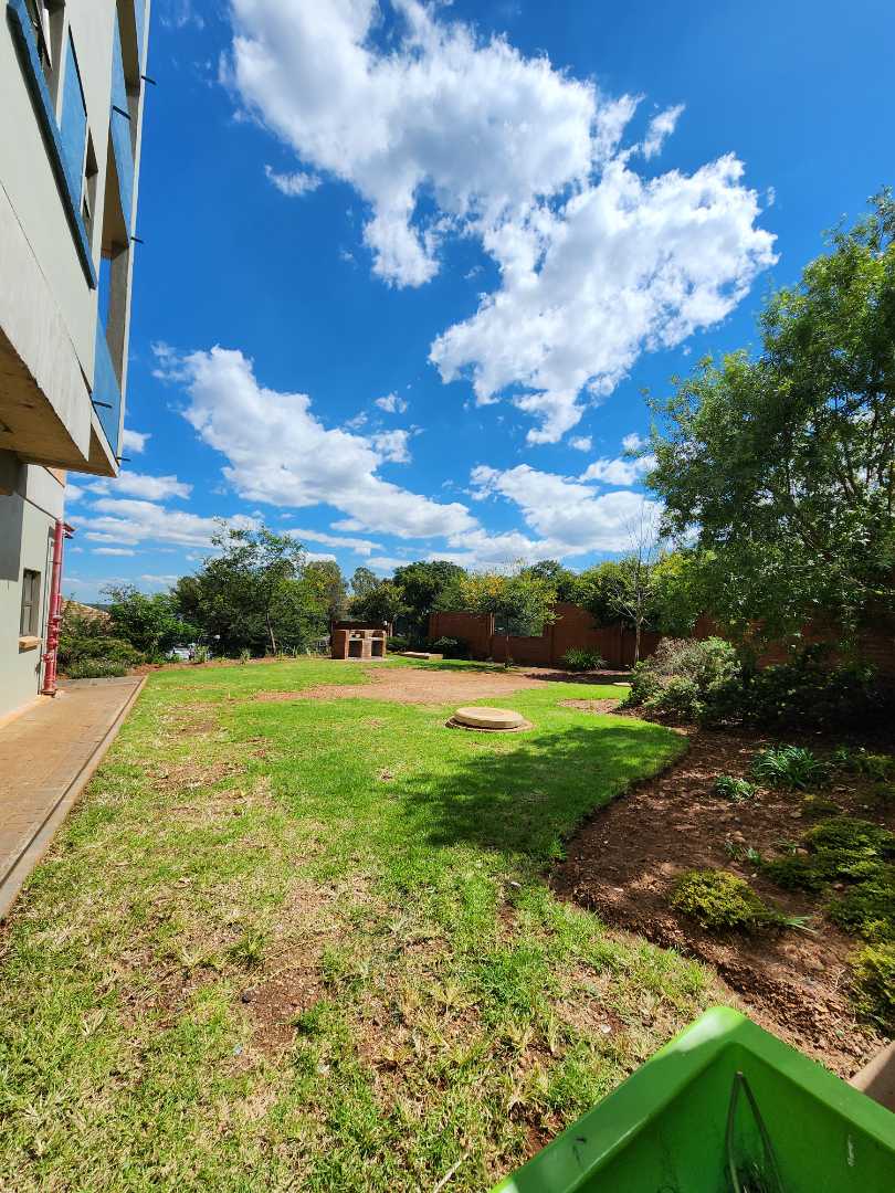 To Let 3 Bedroom Property for Rent in Die Hoewes Gauteng