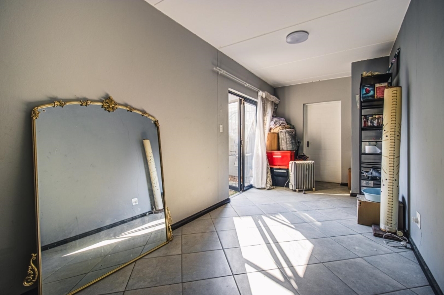 2 Bedroom Property for Sale in Norton Home Estate AH Gauteng