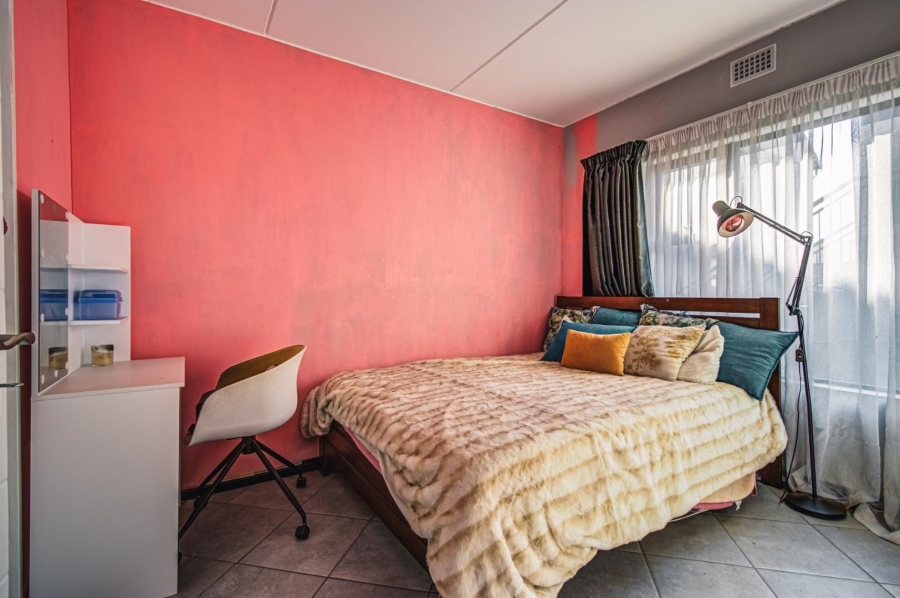 2 Bedroom Property for Sale in Norton Home Estate AH Gauteng