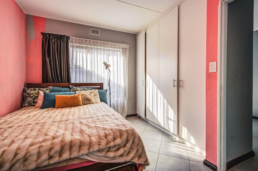 2 Bedroom Property for Sale in Norton Home Estate AH Gauteng
