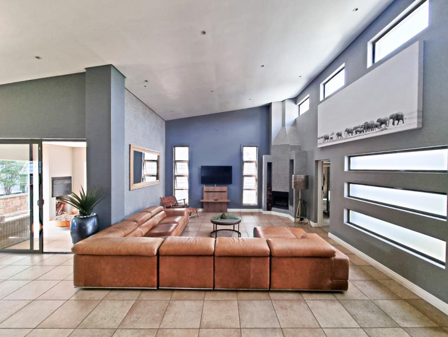4 Bedroom Property for Sale in Willow Acres Gauteng