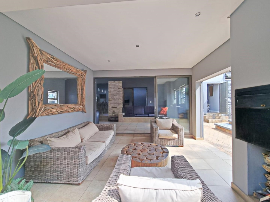 4 Bedroom Property for Sale in Willow Acres Gauteng