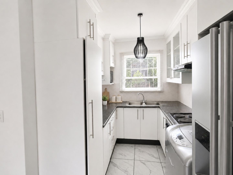 2 Bedroom Property for Sale in Wilgeheuwel Gauteng