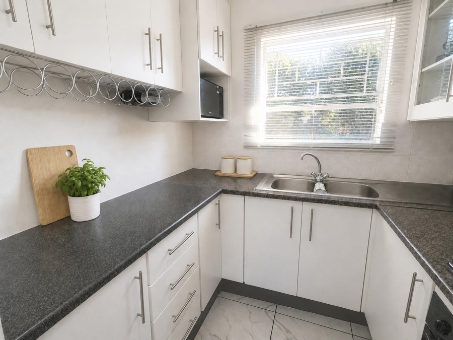 2 Bedroom Property for Sale in Wilgeheuwel Gauteng