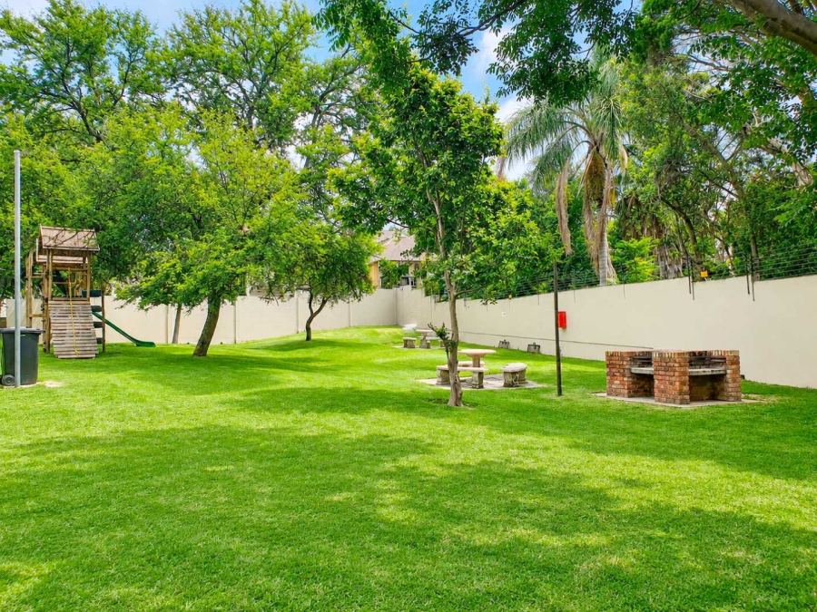 2 Bedroom Property for Sale in Paulshof Gauteng