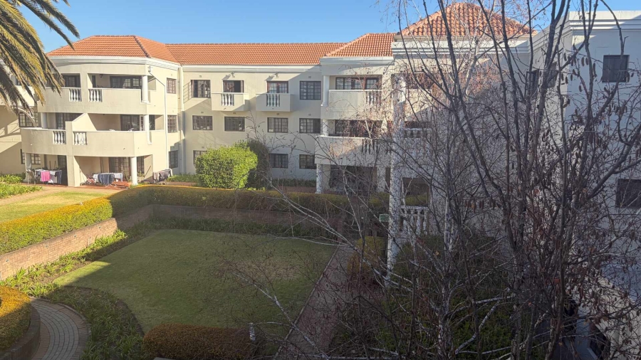 To Let 1 Bedroom Property for Rent in Sandown Gauteng
