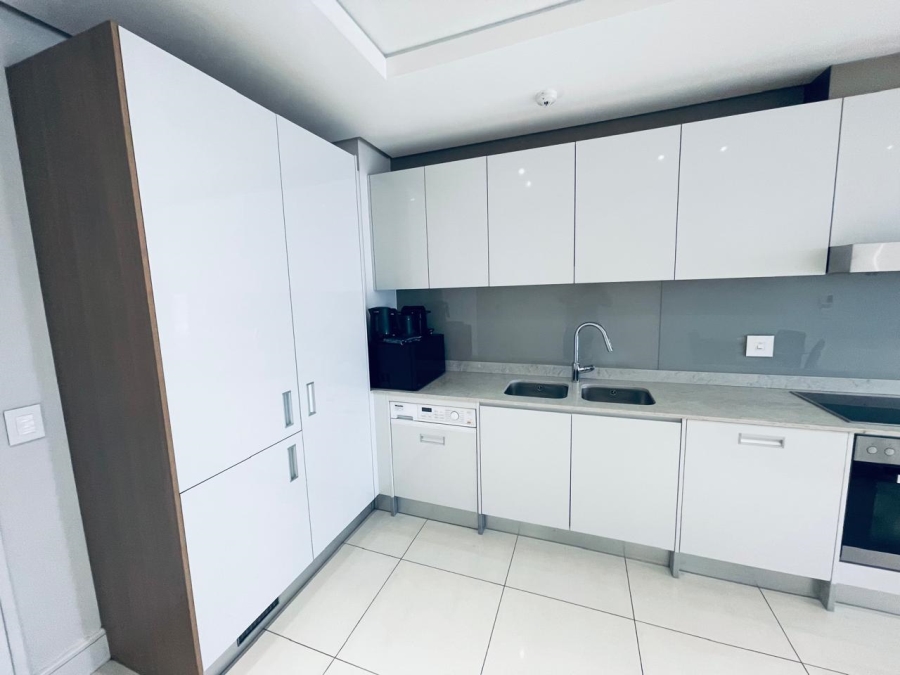To Let 1 Bedroom Property for Rent in Sandown Gauteng
