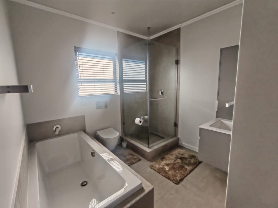 2 Bedroom Property for Sale in Rietvalleirand Gauteng