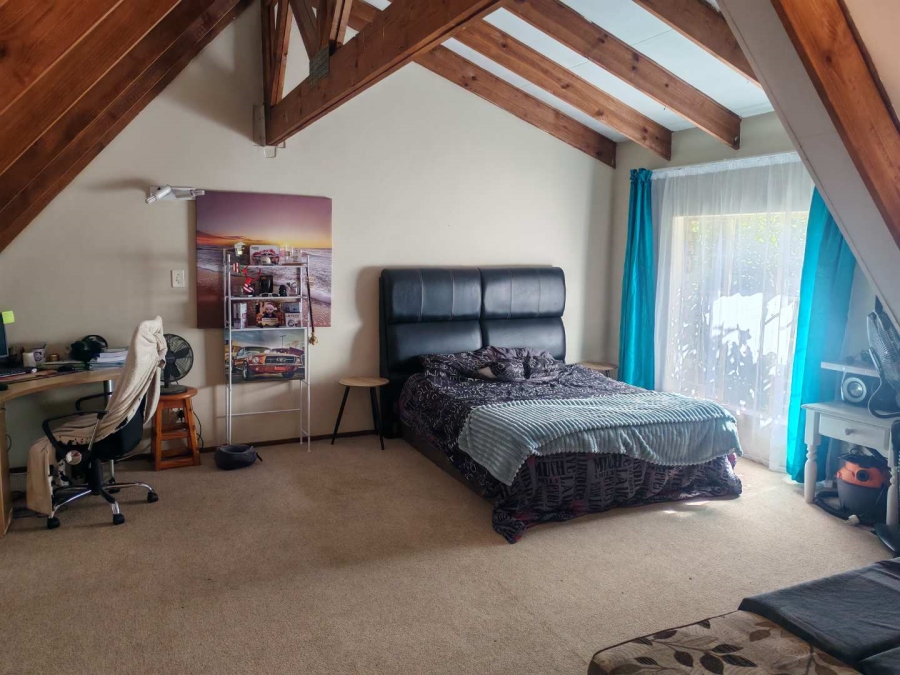 2 Bedroom Property for Sale in Zwartkop Gauteng