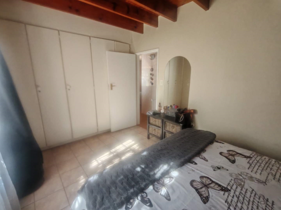 2 Bedroom Property for Sale in Zwartkop Gauteng