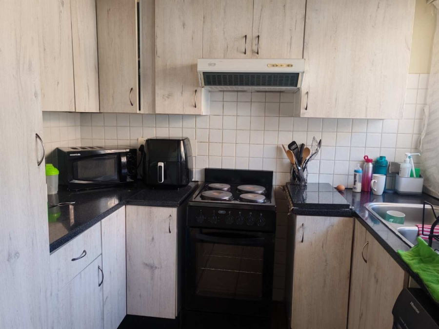 2 Bedroom Property for Sale in Zwartkop Gauteng