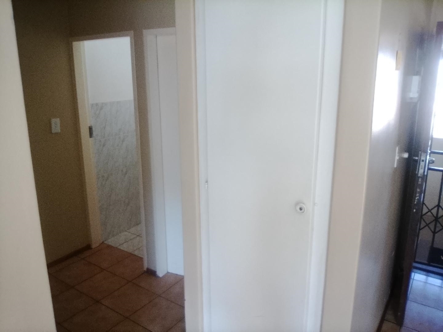 3 Bedroom Property for Sale in Die Hoewes Gauteng