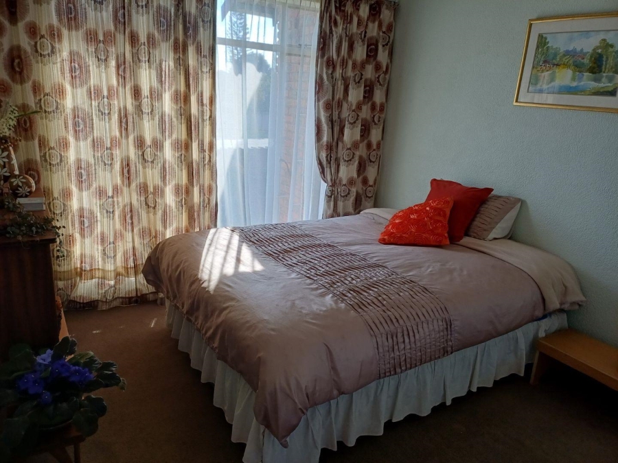 2 Bedroom Property for Sale in Edleen Gauteng