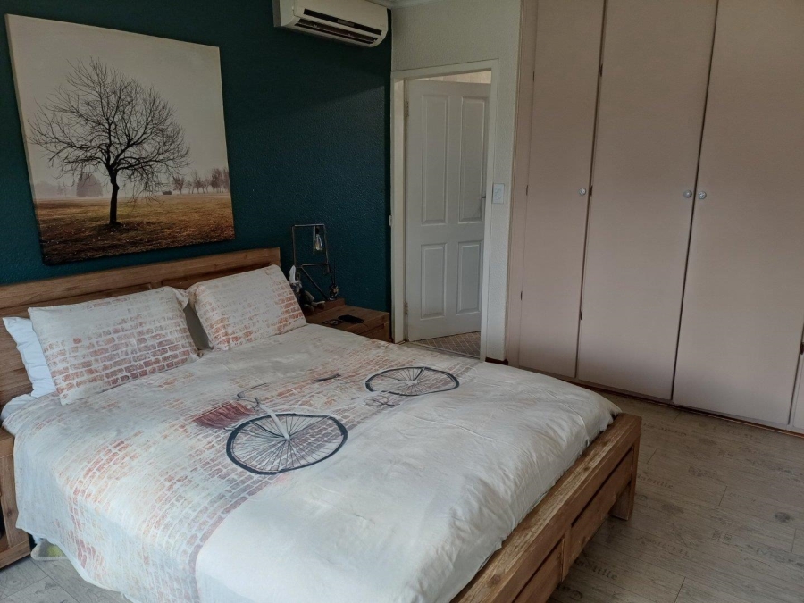 3 Bedroom Property for Sale in Van Riebeeck Park Gauteng