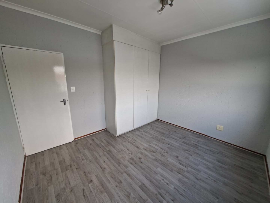 2 Bedroom Property for Sale in Paulshof Gauteng