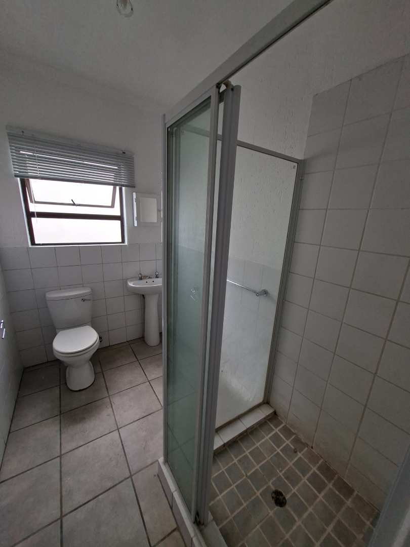 2 Bedroom Property for Sale in Paulshof Gauteng