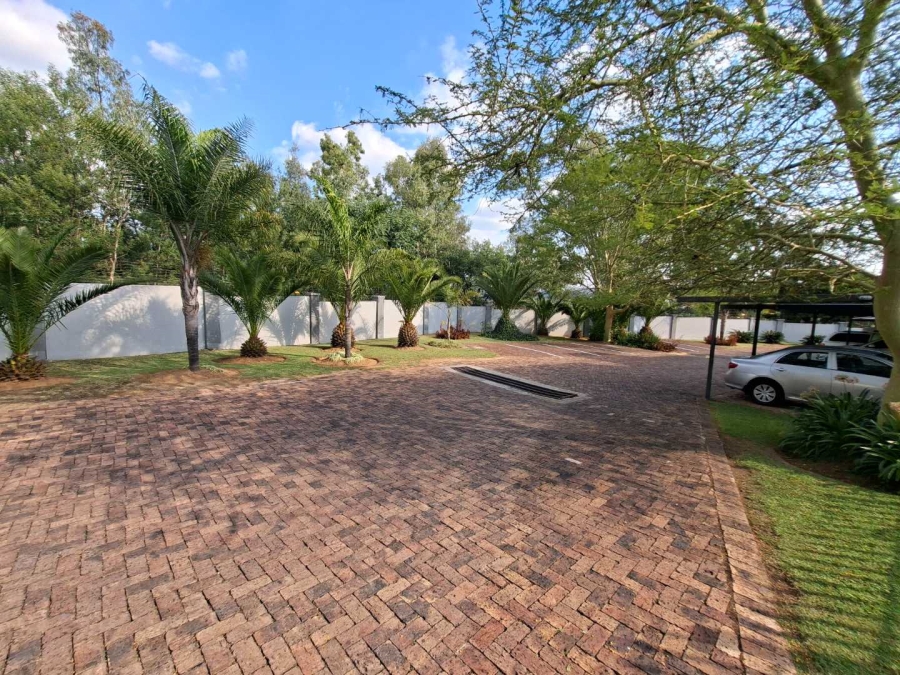 2 Bedroom Property for Sale in Paulshof Gauteng