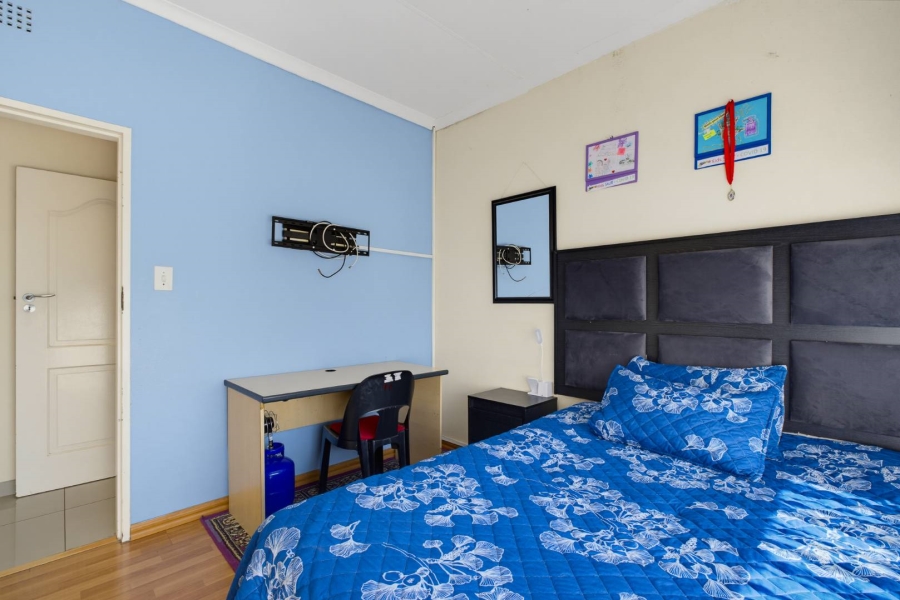 4 Bedroom Property for Sale in Glenvista Gauteng