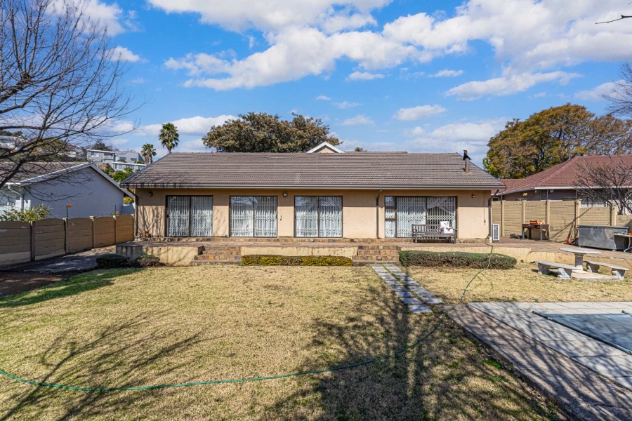 4 Bedroom Property for Sale in Glenvista Gauteng