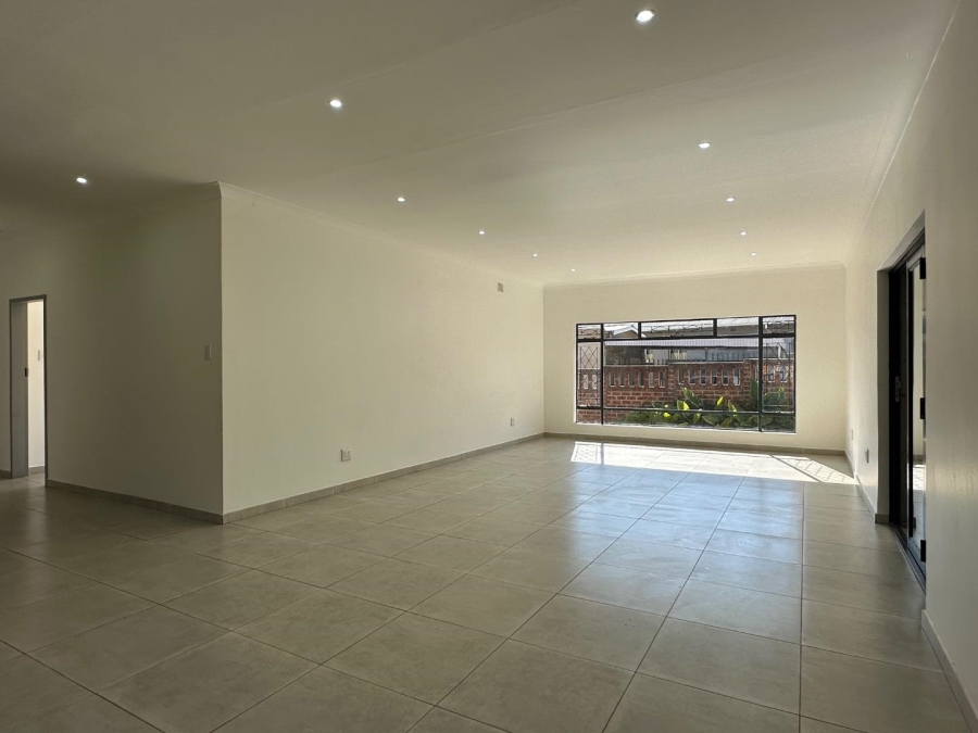 5 Bedroom Property for Sale in Lyttelton Manor Gauteng