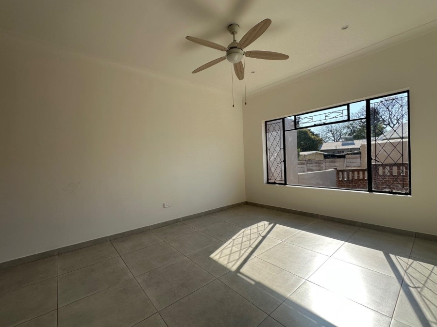 5 Bedroom Property for Sale in Lyttelton Manor Gauteng
