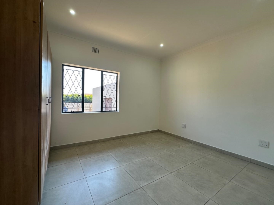 5 Bedroom Property for Sale in Lyttelton Manor Gauteng