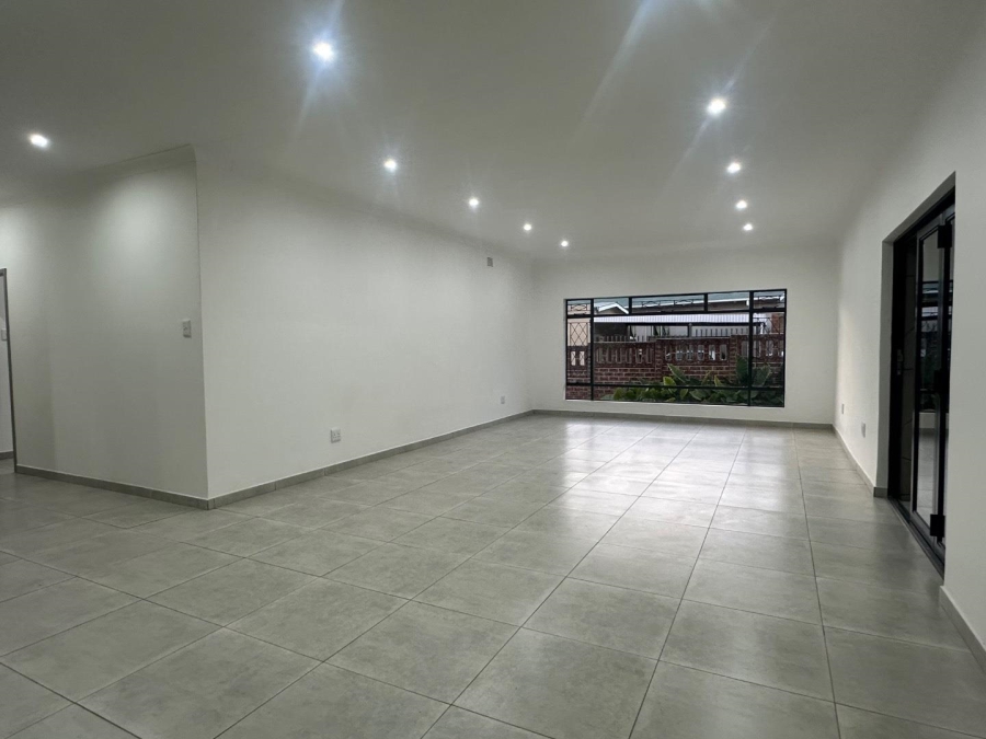 5 Bedroom Property for Sale in Lyttelton Manor Gauteng