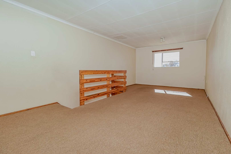 4 Bedroom Property for Sale in Weltevreden Park Gauteng