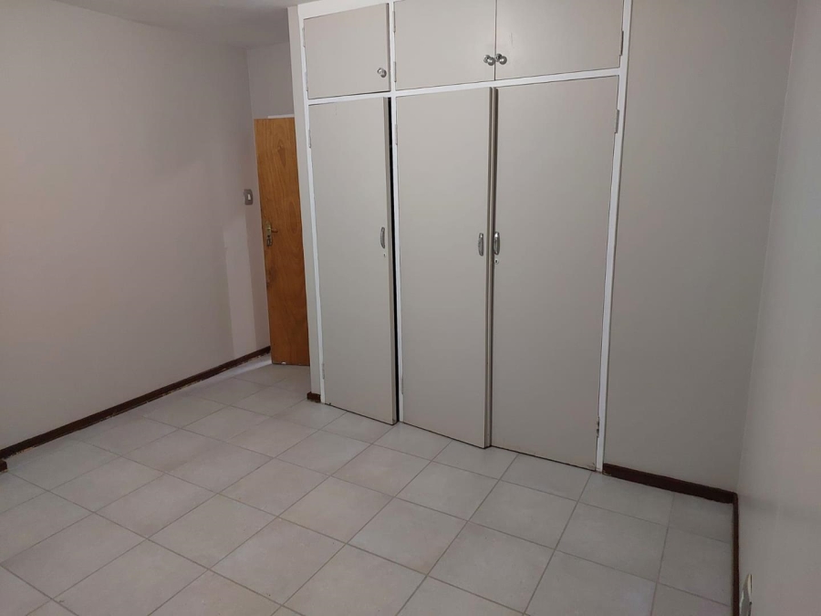 3 Bedroom Property for Sale in Sunnyside Gauteng