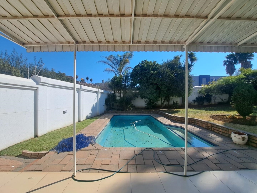 To Let 5 Bedroom Property for Rent in Bassonia Gauteng