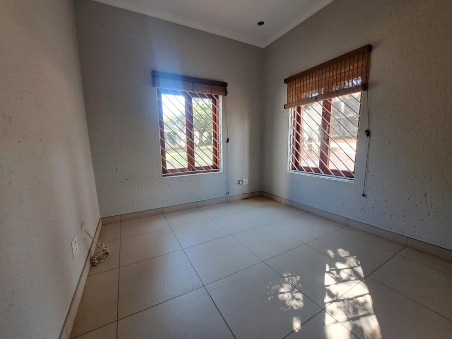 To Let 5 Bedroom Property for Rent in Bassonia Gauteng