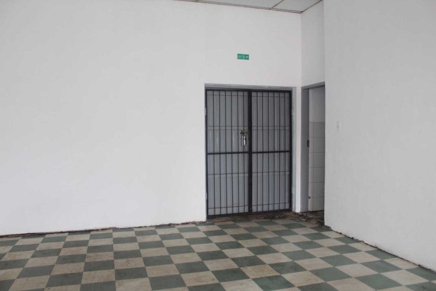 To Let Commercial Property for Rent in Booysens Gauteng