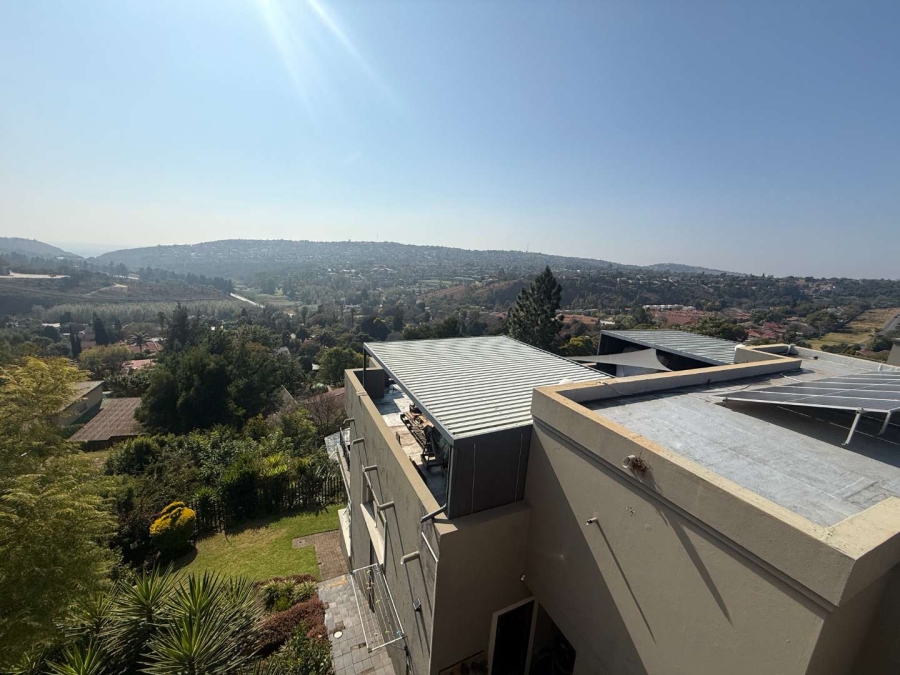 4 Bedroom Property for Sale in Roodekrans Gauteng