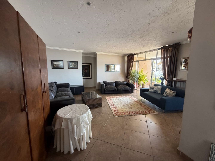 4 Bedroom Property for Sale in Roodekrans Gauteng
