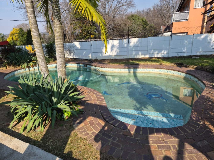 To Let 1 Bedroom Property for Rent in Blairgowrie Gauteng