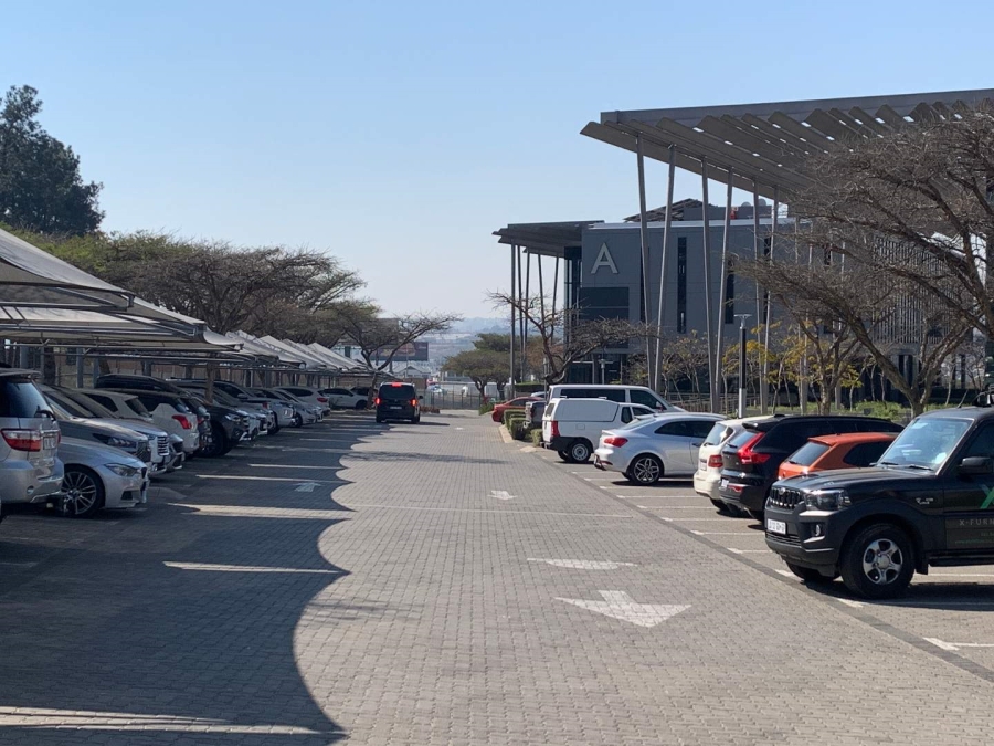 To Let Commercial Property for Rent in Woodmead Gauteng