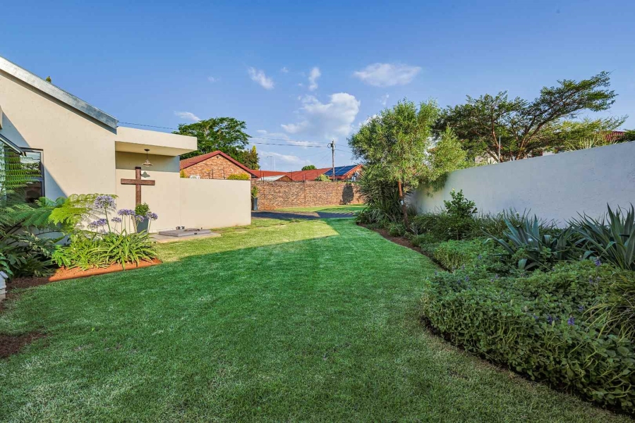 To Let 2 Bedroom Property for Rent in Irene Gauteng