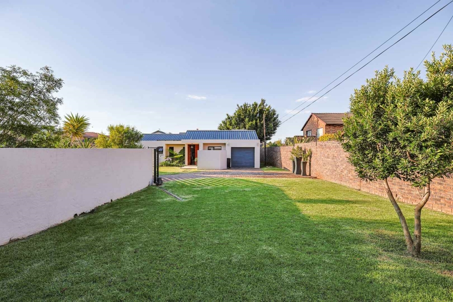 To Let 2 Bedroom Property for Rent in Irene Gauteng