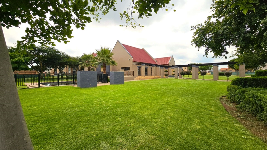 To Let 2 Bedroom Property for Rent in Irene Gauteng