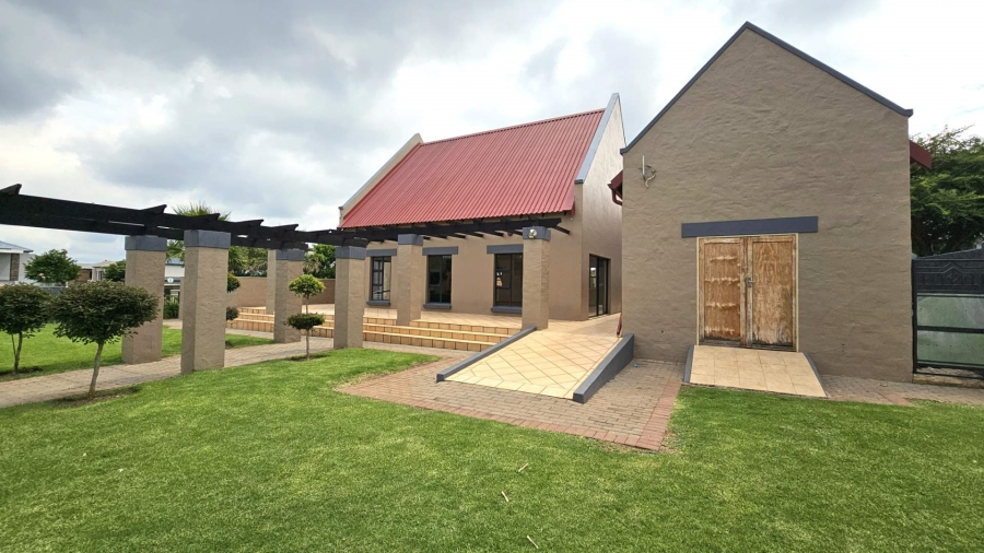 To Let 2 Bedroom Property for Rent in Irene Gauteng